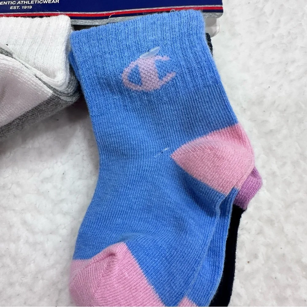 Girl’s Champion Socks